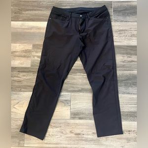 Lululemon ABC Classic 36 Grey